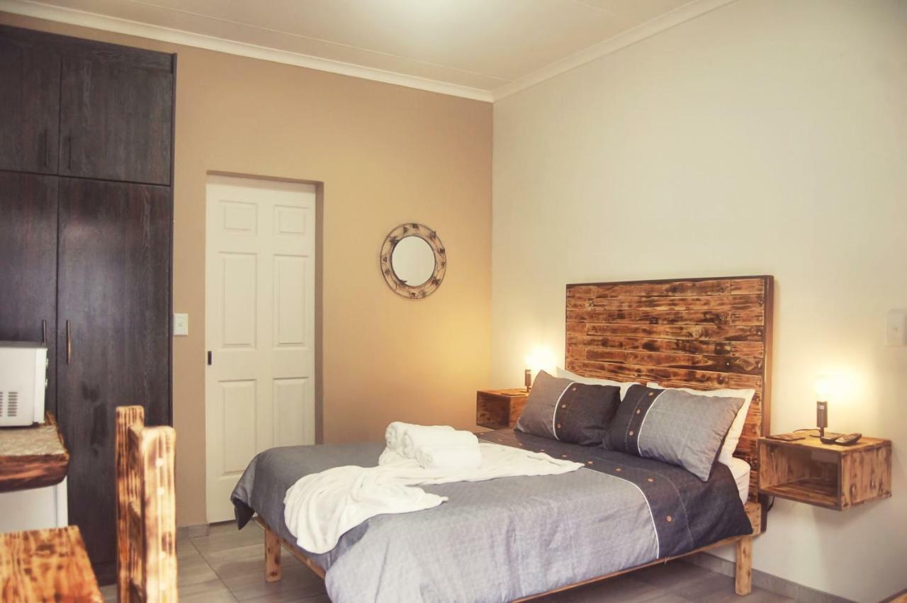 La Casetta Bed & Breakfast Свакопмунд Экстерьер фото